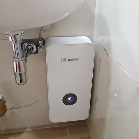 Apartment Marion - Placed In Bohemian Part Of Debar Maalo Skopje